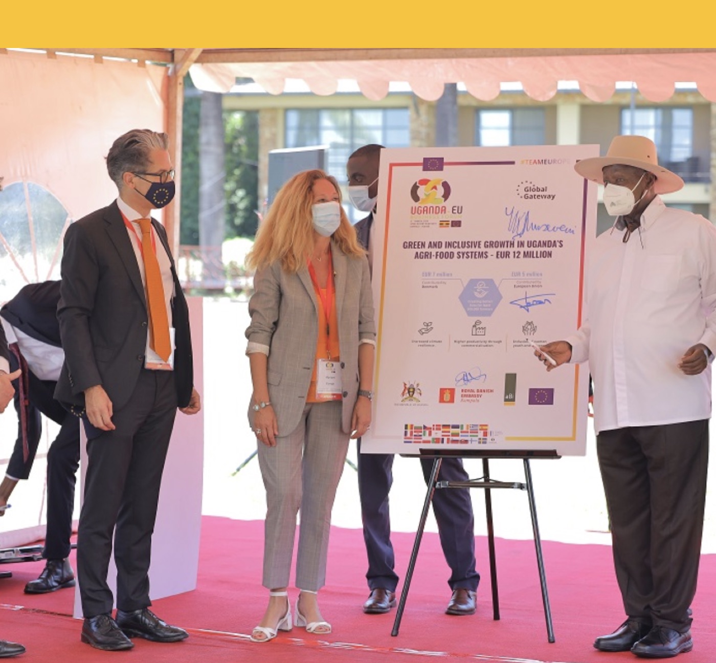 President Yoweri Museveni and EU delegates at the 2024 Uganda-EU Business Forum
